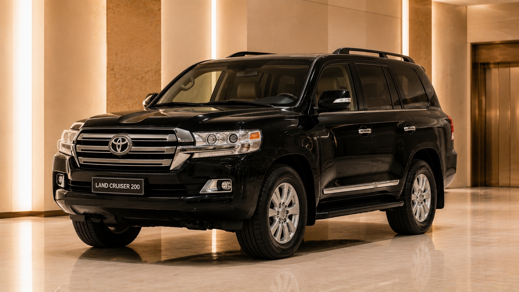 Toyota Land Cruiser 200 с водителем